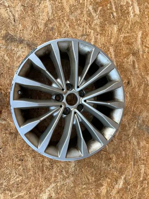 BMW 5 серия (G30/G31) · R19, фото 1