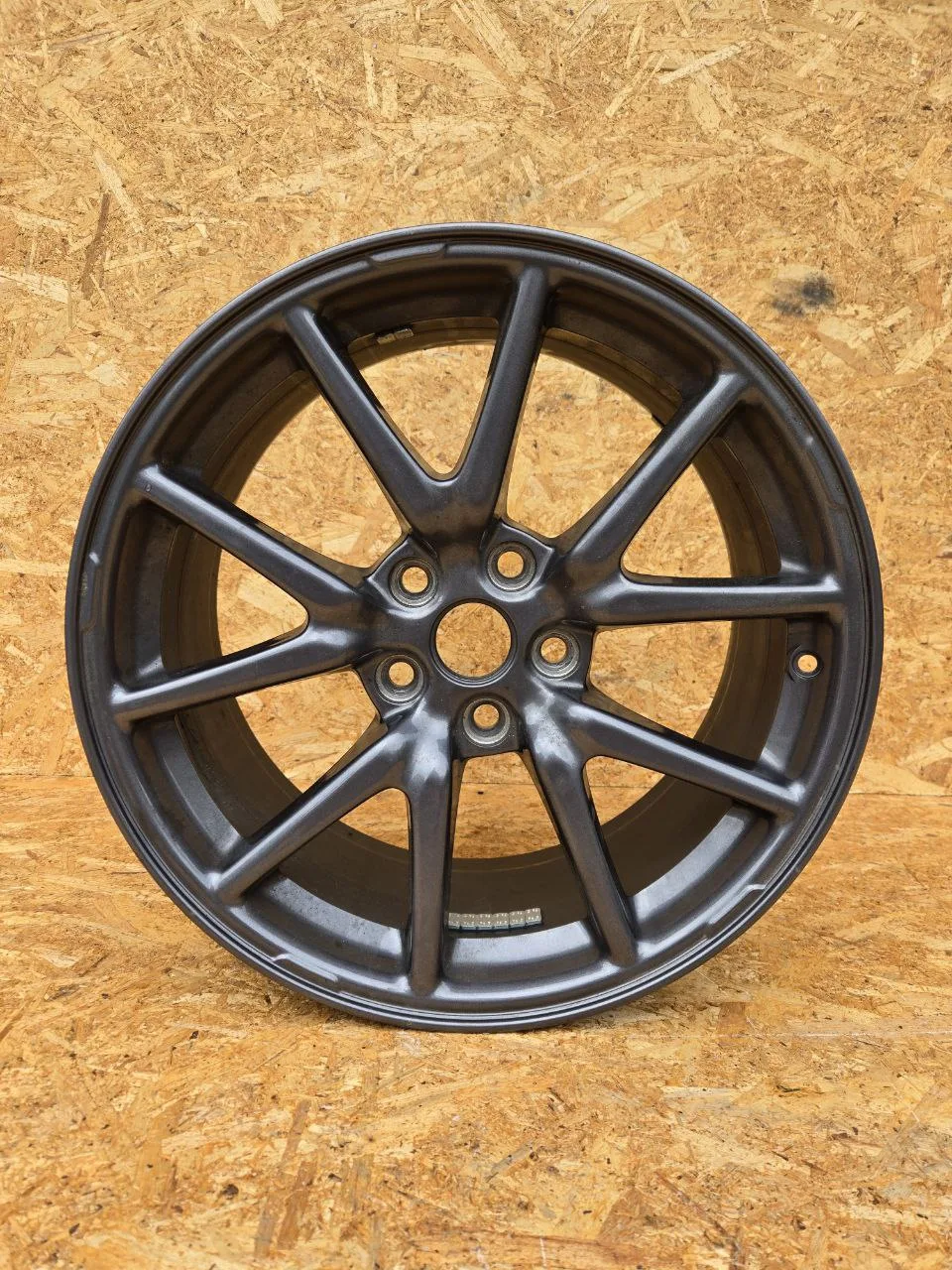 Tesla Model 3 — 1044221-00-C