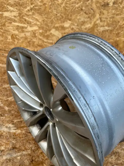 BMW 5 серия (G30/G31) · R19, фото 3