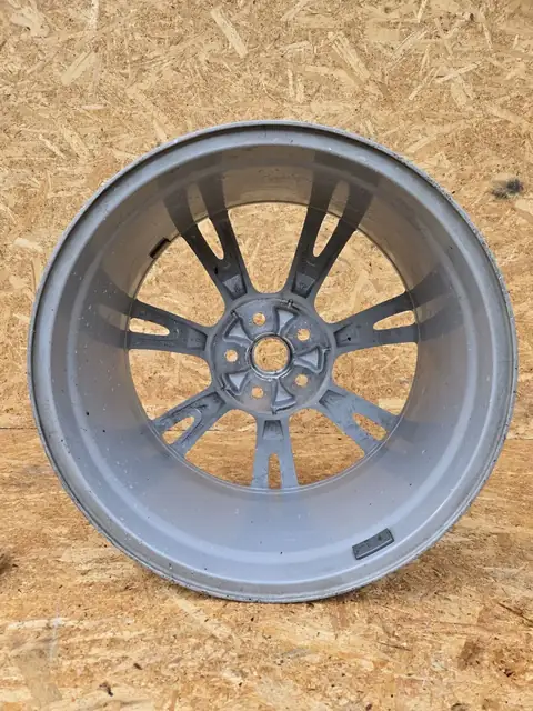 Tesla Model Y · R19, фото 2