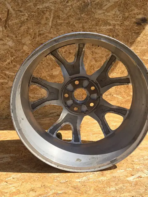Jeep Grand Cherokee (WK2) · R20, фото 3