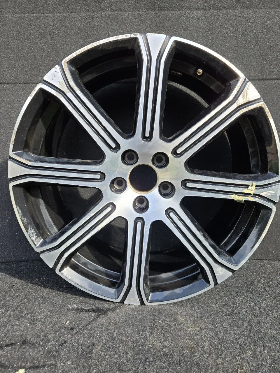 Volvo XC60 (II) · R20 — 31423932