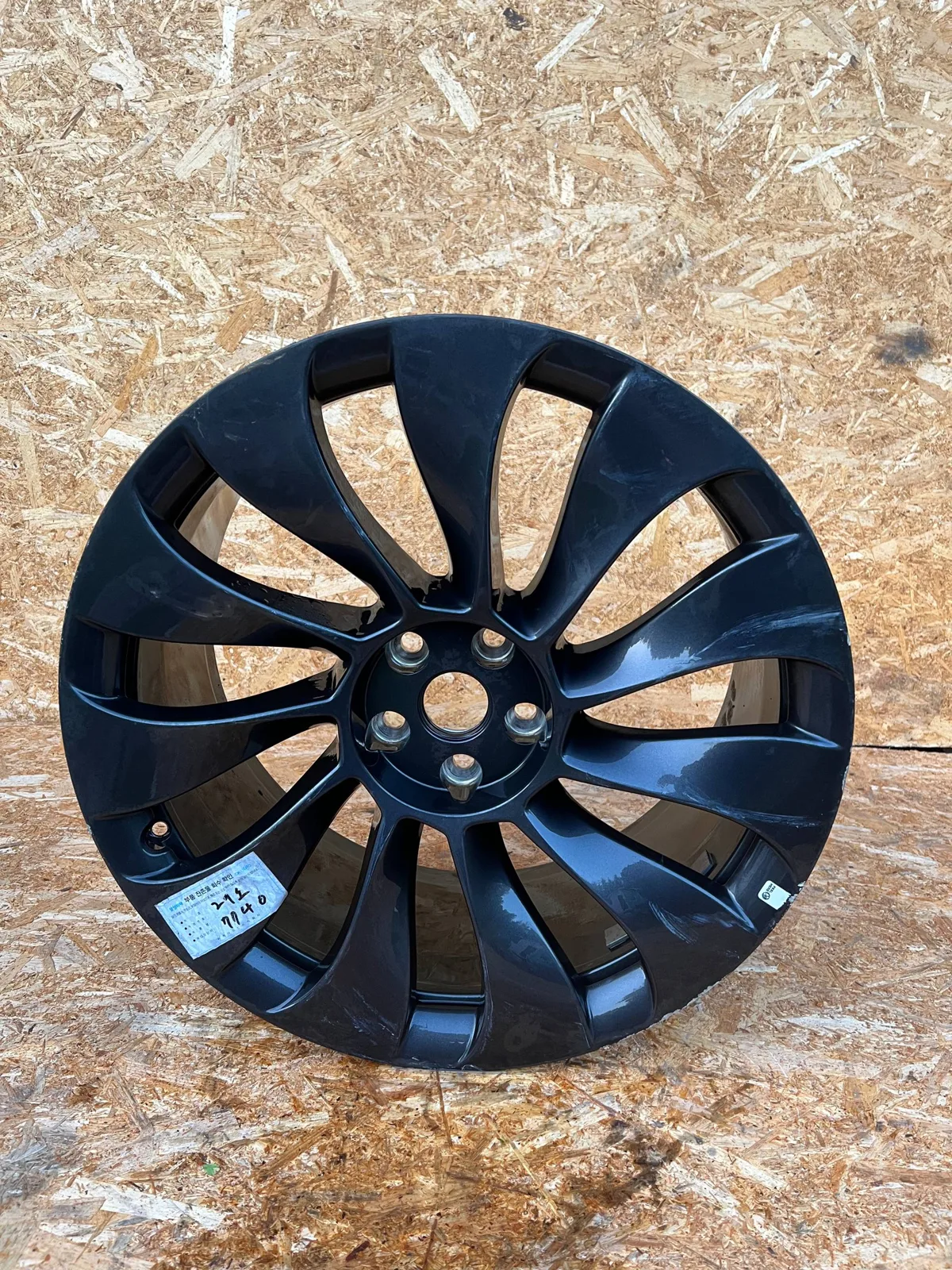 Tesla Model Y · R21, фото 1