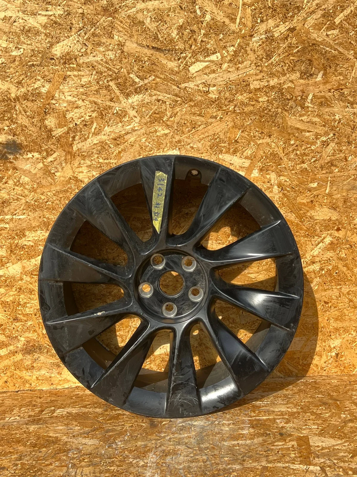 Tesla Model Y — 1188223-00-B