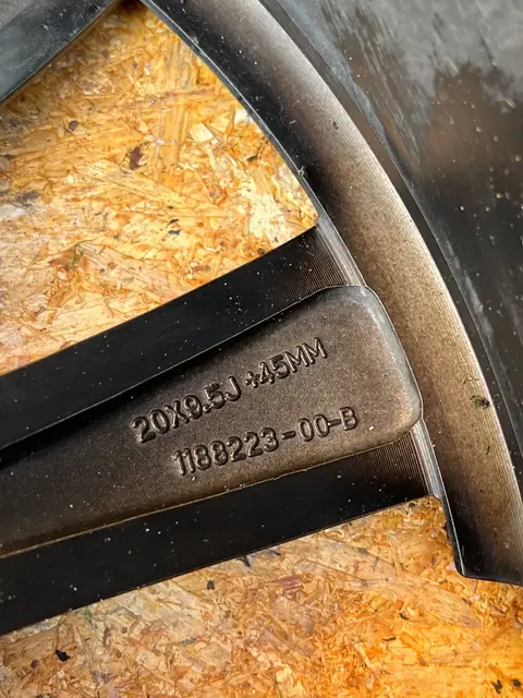 Tesla Model Y, фото 3
