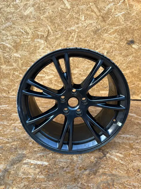 Tesla Model Y · R19, фото 1
