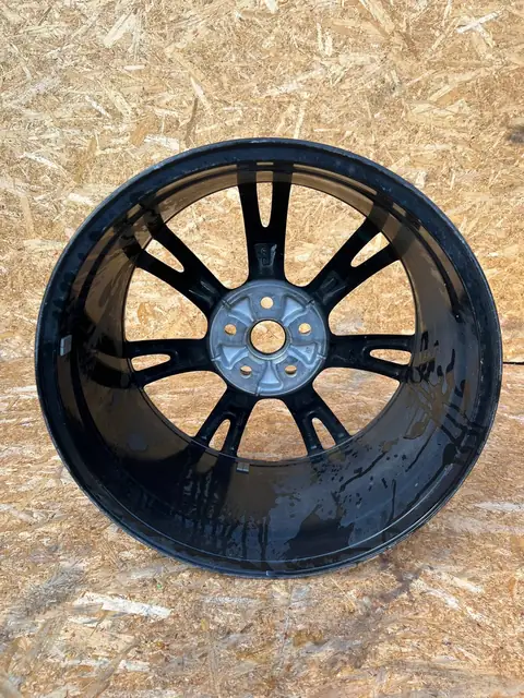 Tesla Model Y · R19, фото 2